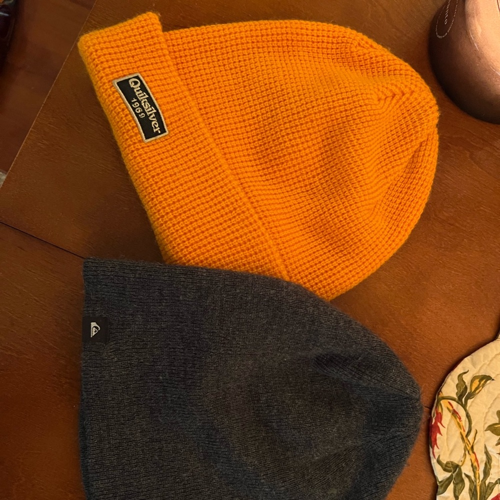 Perfect for fall and winter!! Quicksilver beanies!